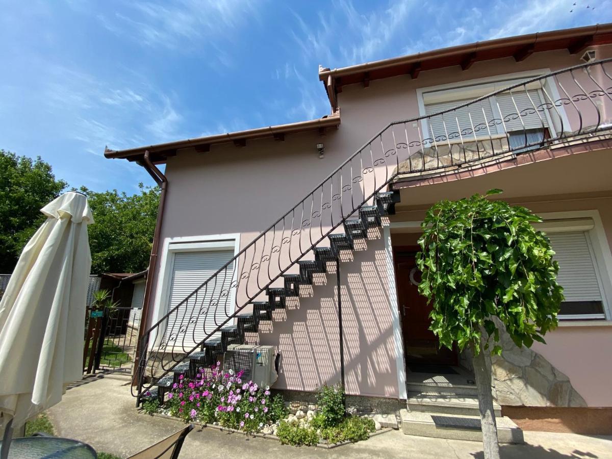 Do-Ti Apartmanhaz Balatonlelle Exterior photo