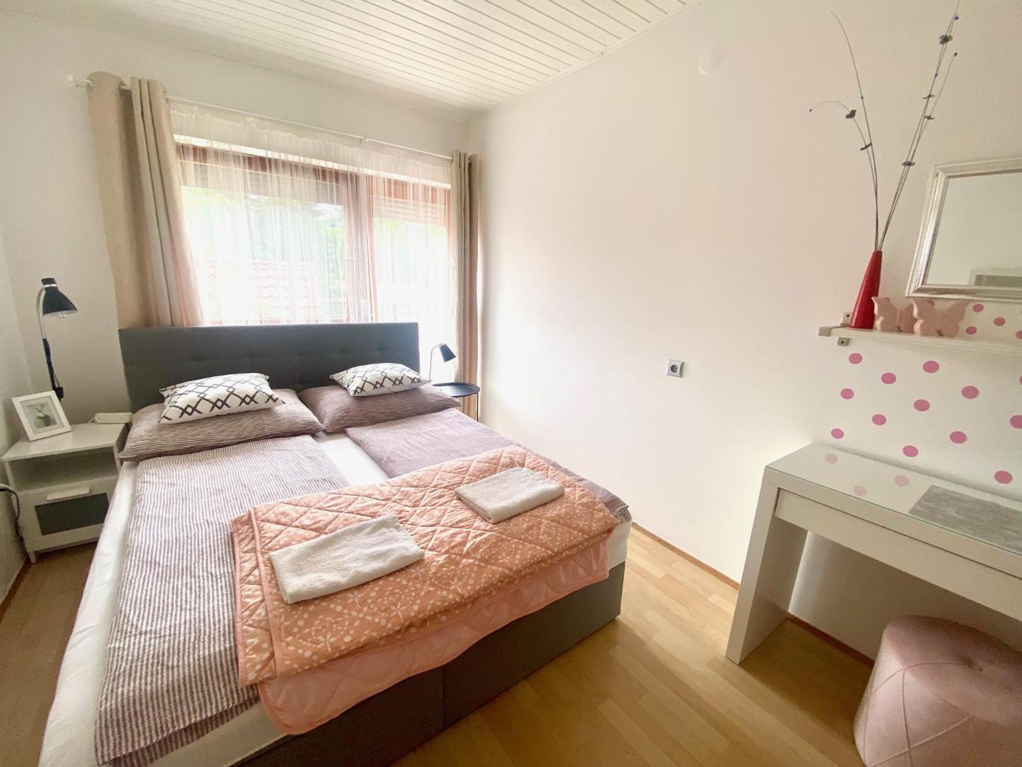Do-Ti Apartmanhaz Balatonlelle Exterior photo