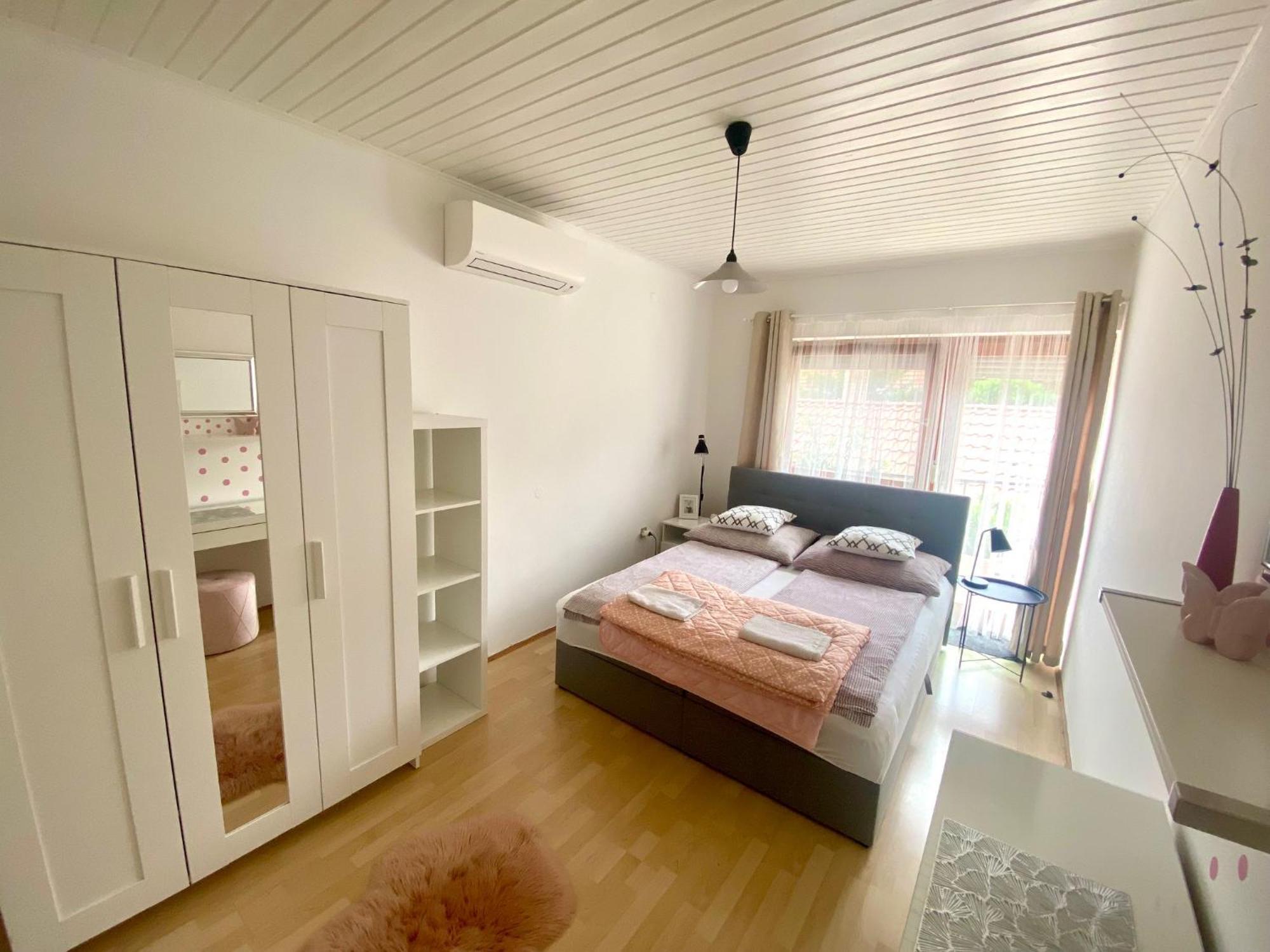 Do-Ti Apartmanhaz Balatonlelle Exterior photo
